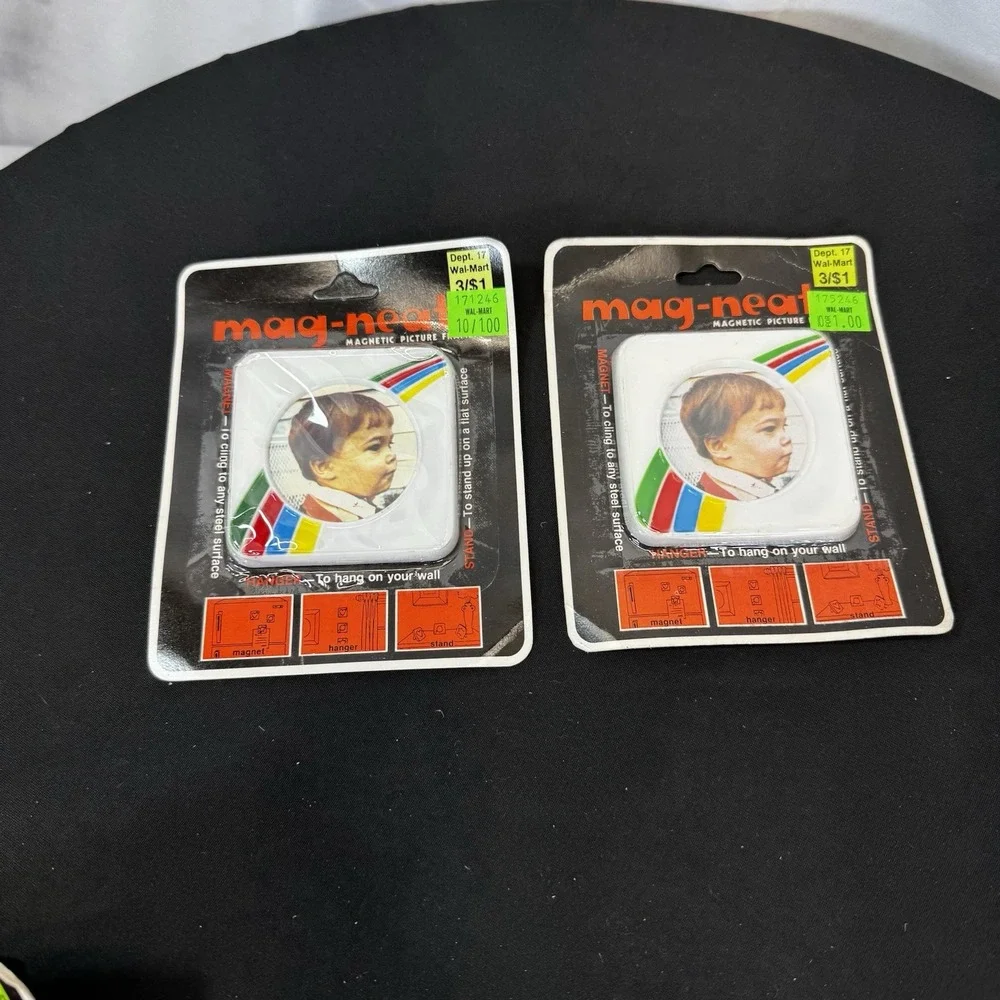 VTG Mag-Neato 3-Way‎ MAGNETIC PICTURE FRAMES Plastic Circle Rainbow Design NIP